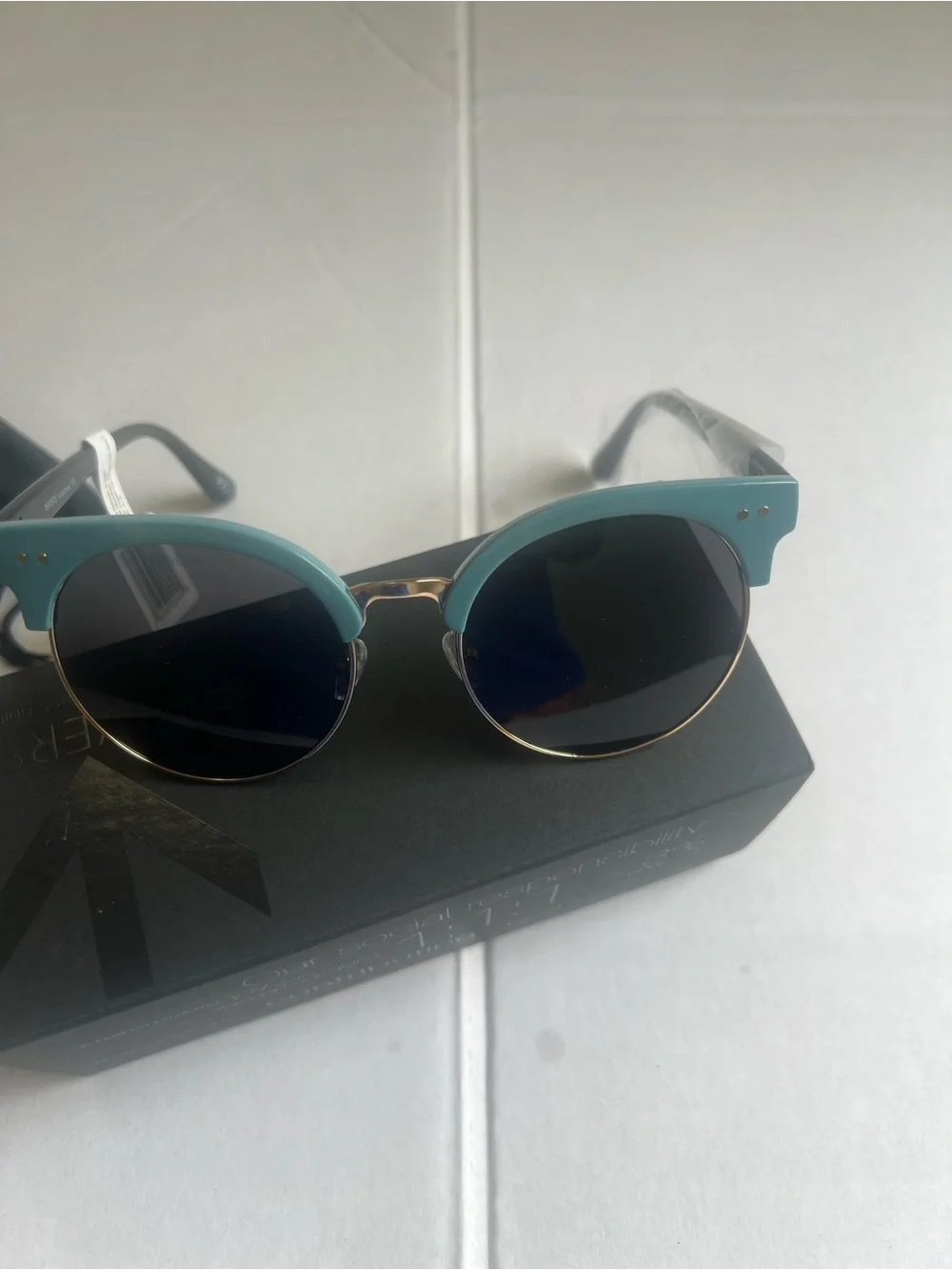 Perverse Teal Round Sunglasses with Black Lenses
